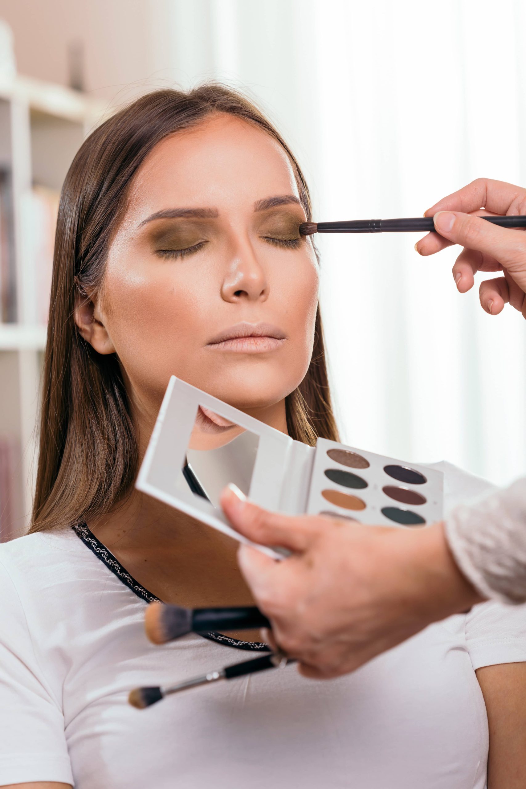 Mastering the Art of Makeup Blending: Enhancing Your Beauty Routine with Flawless Techniques